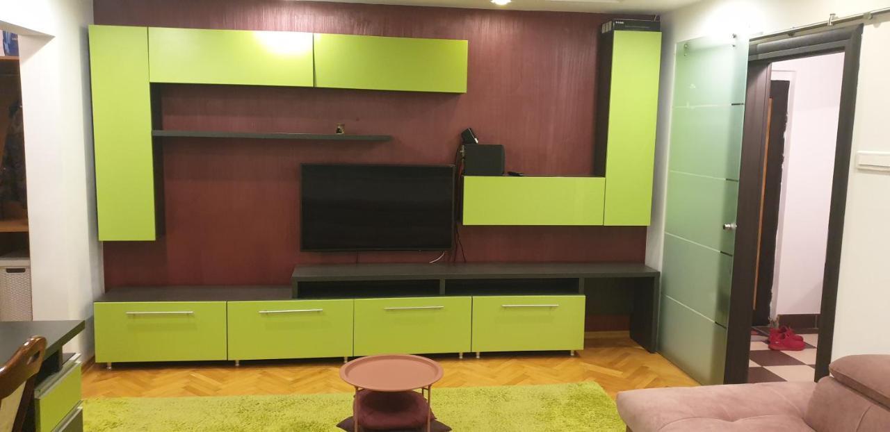 Apartmán Modern Piteşti Exteriér fotografie