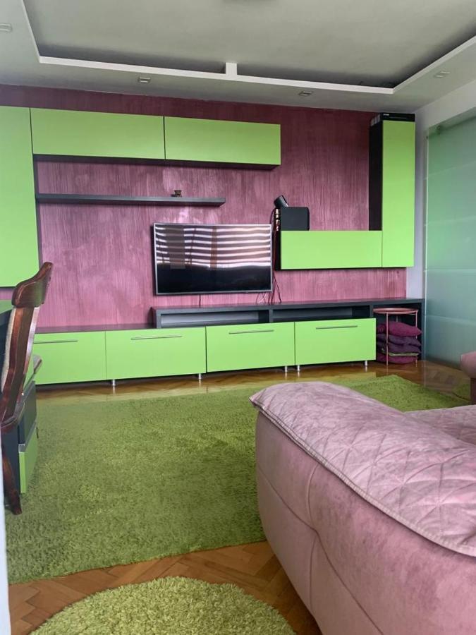 Apartmán Modern Piteşti Exteriér fotografie